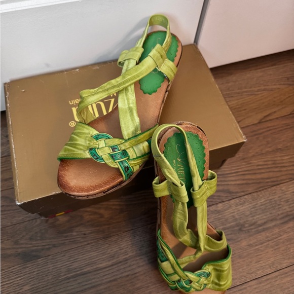 Azura Jaques GRM  Green Strappy Wedge Sandals Size 7.5-8. New. - Picture 4 of 6